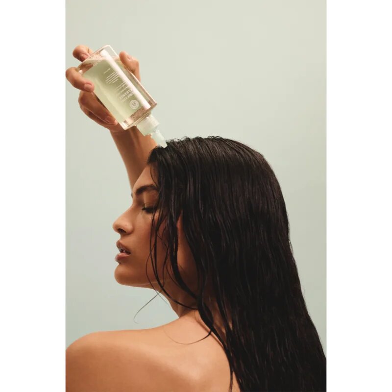 Maria Nila Purifying Cleanse ексфолираща есенция с детокс ефект 150 мл.