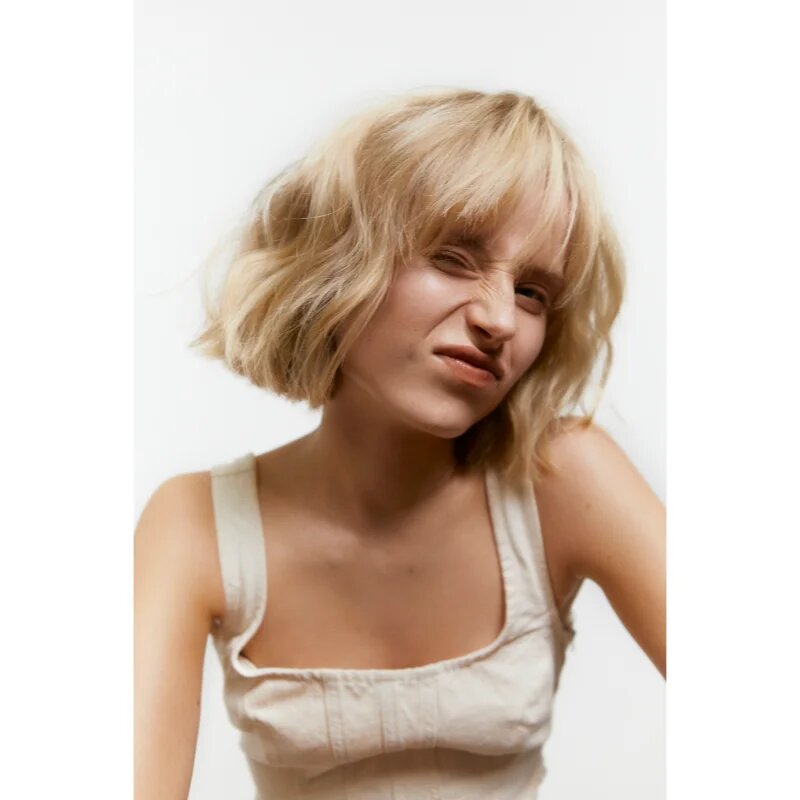 Maria Nila Style & Finish Texture Spray стилизиращ спрей за обем 250 мл.
