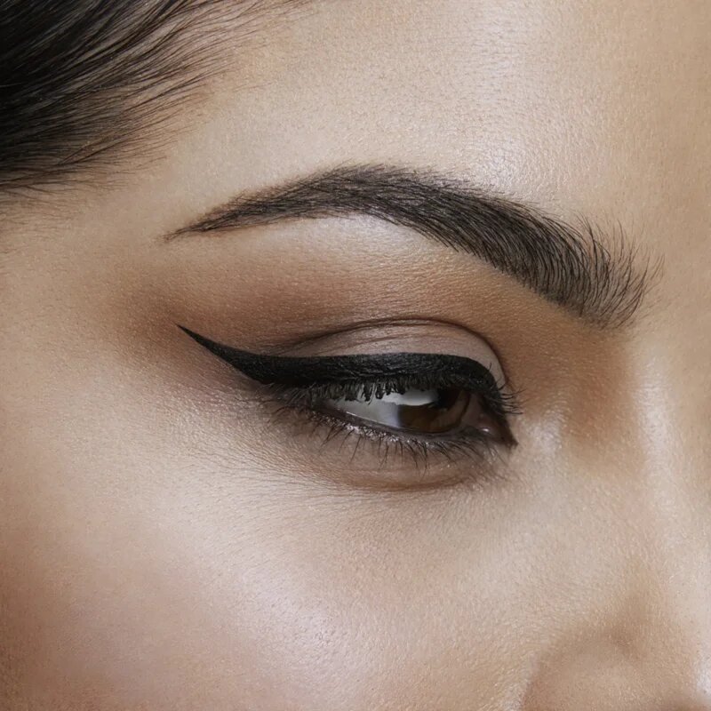 MAYBELLINE NEW YORK Hyper Precise очна линия маркер цвят Black Matte 1 мл.