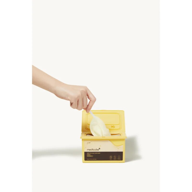 Medicube Deep Vita C Daily Quick Mask хидратираща платнена маска да уеднакви цвета на кожата голяма опаковка 30 бр.