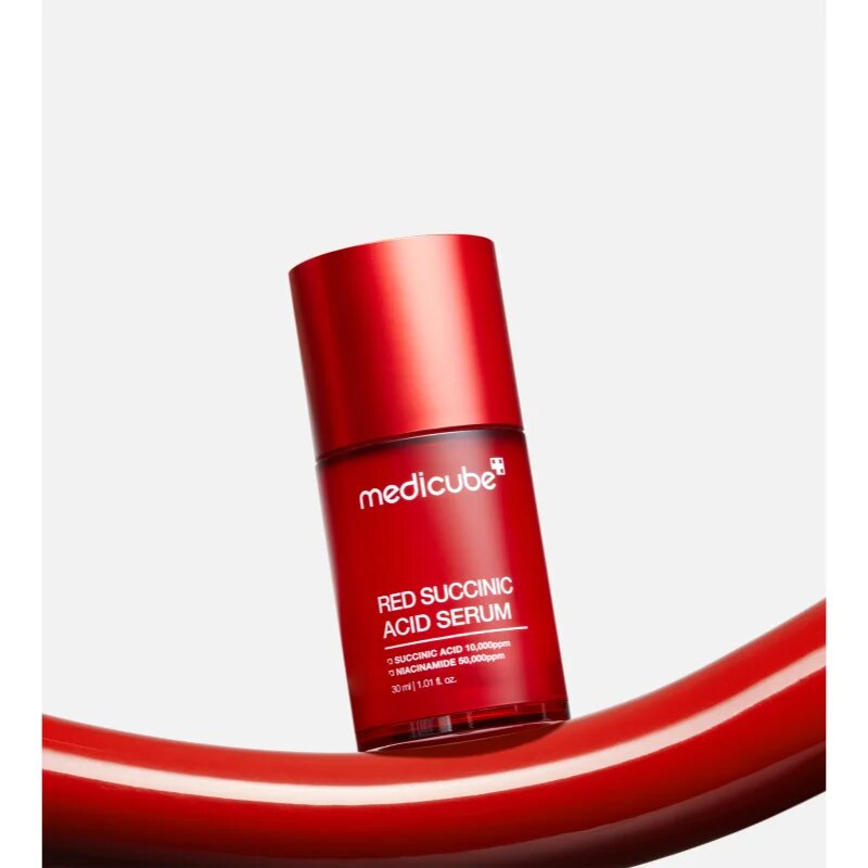 Medicube Red Succinic Acid Serum озаряващ серум с хидратиращ ефект 30 мл.