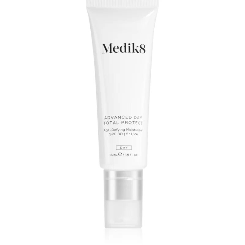 Medik8 Advanced Day Total Protect защитен дневен крем против неблагоприятни външни въздействия SPF 30 50 мл.
