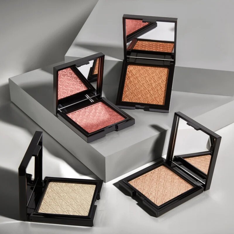 Mia Cosmetics Light Builder компактна озаряваща пудра цвят 04 Zoom 9 гр.