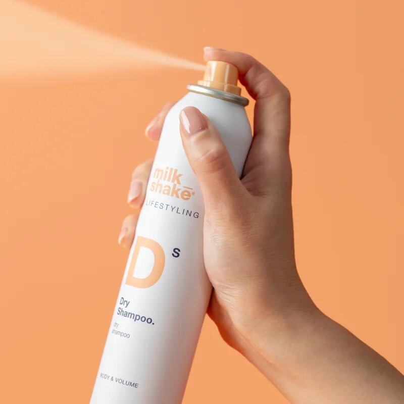 milk_shake® Lifestyling Dry Shampoo сух шампоан за обем 200 мл.