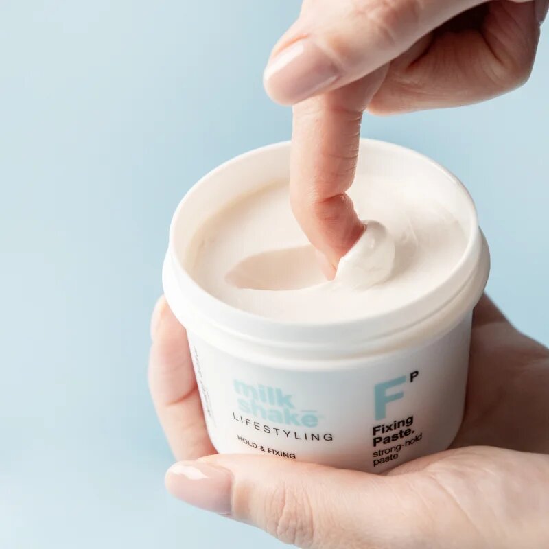 milk_shake® Lifestyling Fixing Paste продукт за стайлинг за фиксиране и оформяне 90 мл.
