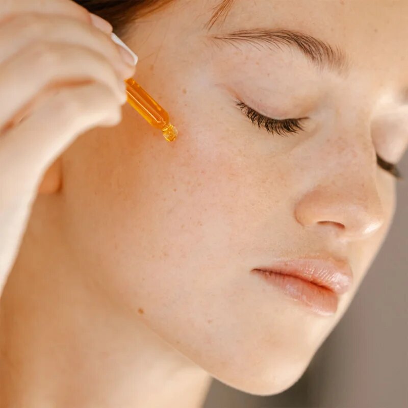 Mimitika Sun-Kissed Glow Serum тониращ серум 15 мл.