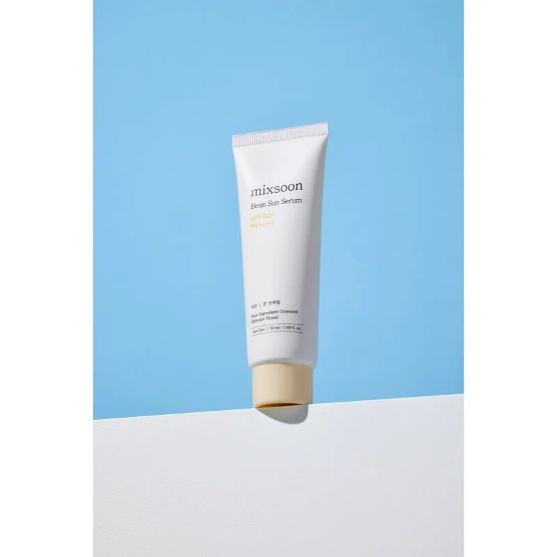 mixsoon Bean Sun Serum защитен серум с хидратиращ ефект SPF 50+ 50 мл.