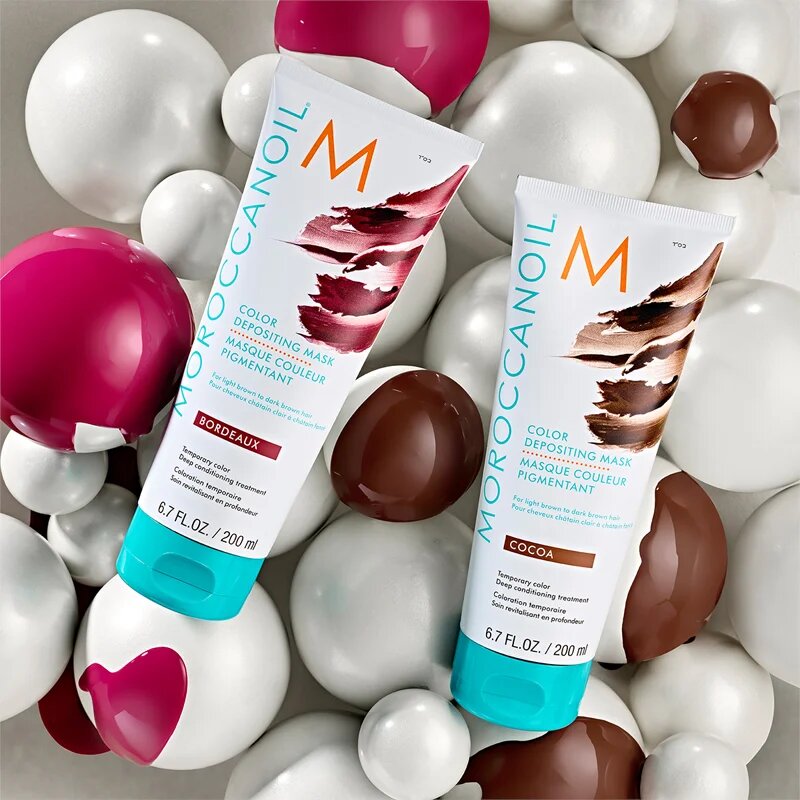 Moroccanoil Color Depositing нежна подхранваща маска без перманентни цветови пигменти Cocoa 200 мл.