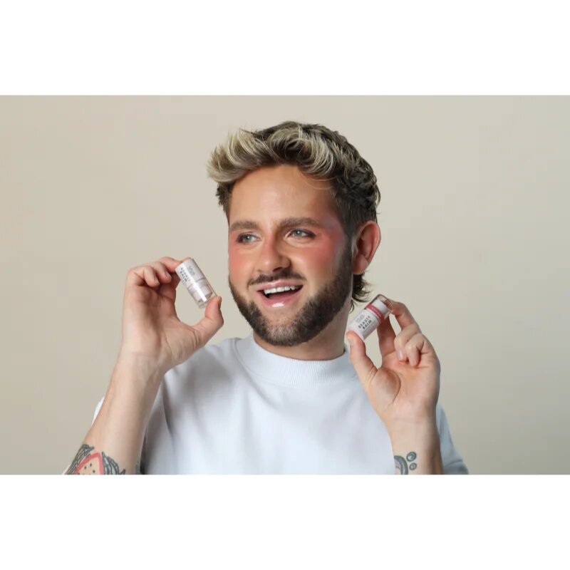 MUA Makeup Academy Beauty Balm кремообразен озарител в стик цвят Hi-Lite 4 гр.