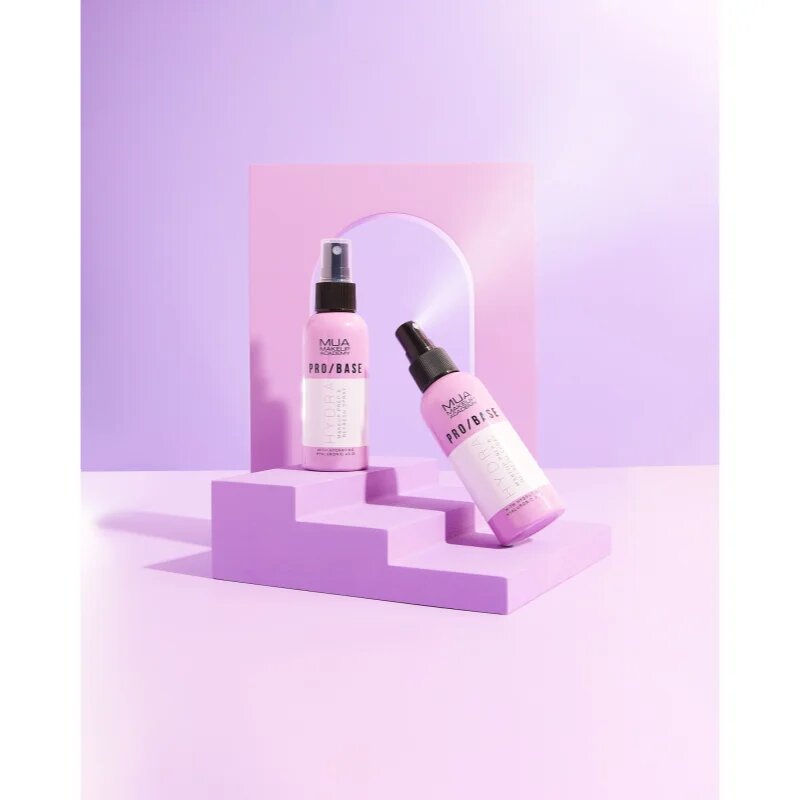 MUA Makeup Academy PRO/BASE Hydra мъгла за лице за фиксиране на грима с хиалуронова киселина 70 мл.
