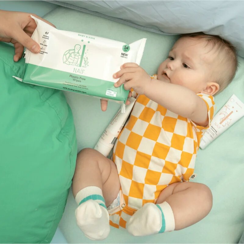 Naif Baby & Kids Plastic Free Wipes мокри кърпички за деца от раждането им 54 бр.