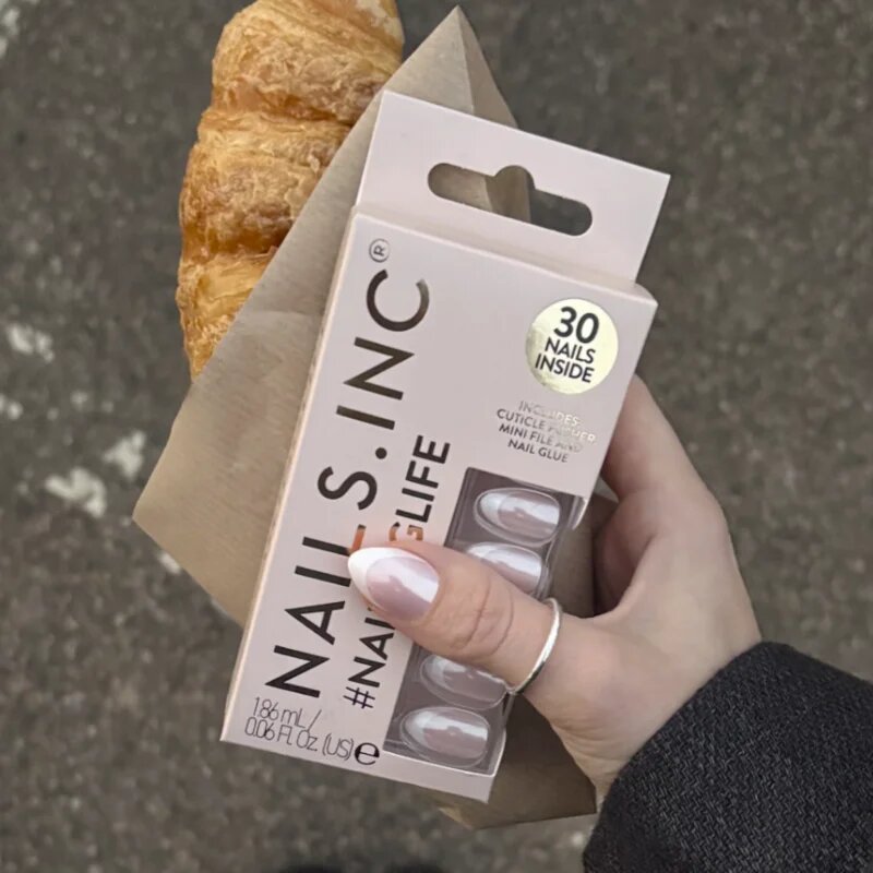 Nails Inc. #NailingLife Press-On Nails Изкуствени нокти цвят All Out Olivia Glaze 33 бр.