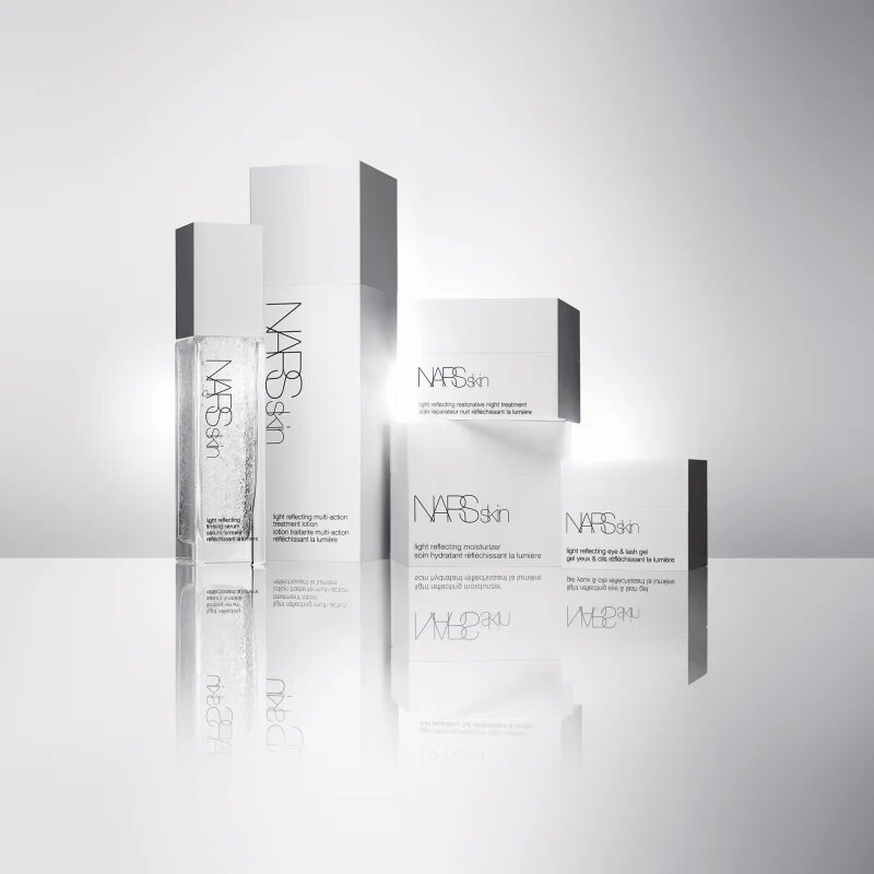 Nars Skin Light Reflecting Treatment oсвежаваща грижа 200 мл.