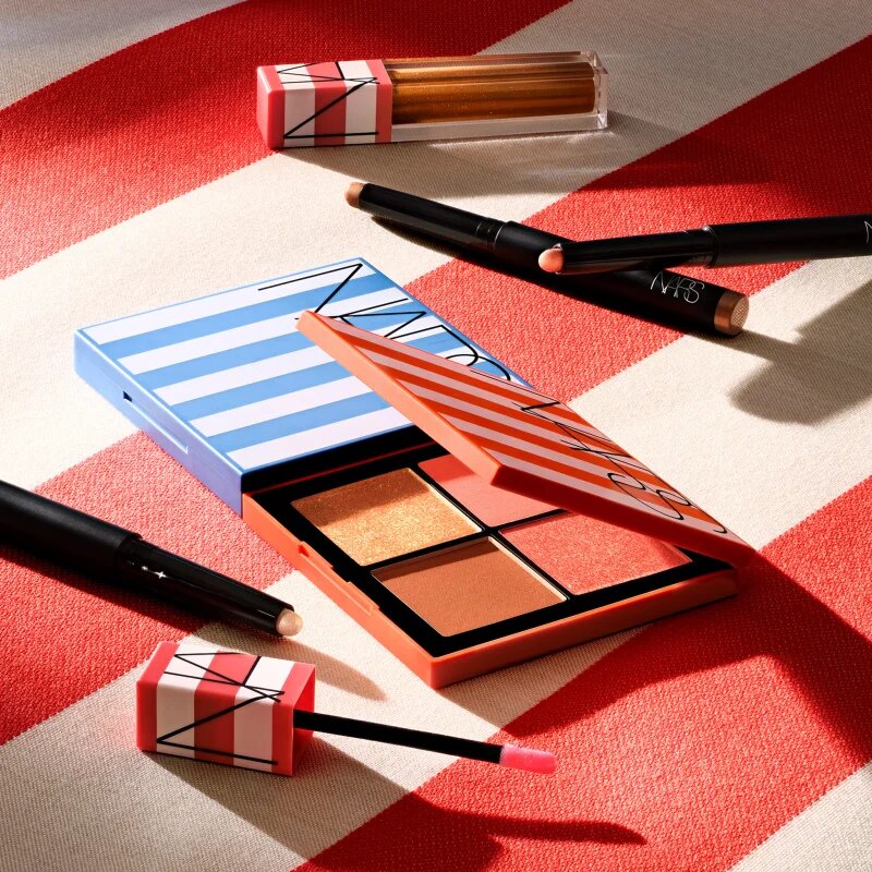 Nars Total Seduction Eyeshadow Stick сенки за очи в молив цвят HUSTLE 1.6 гр.