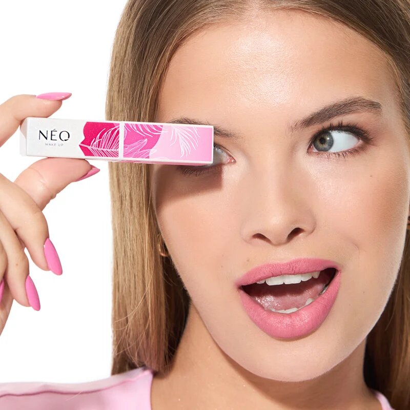 NEO MAKE UP Intense Serum No Transfer Lipstick дълготрайно червило с матиращ ефект цвят 04 Everyday Is Pink 3.5 гр.