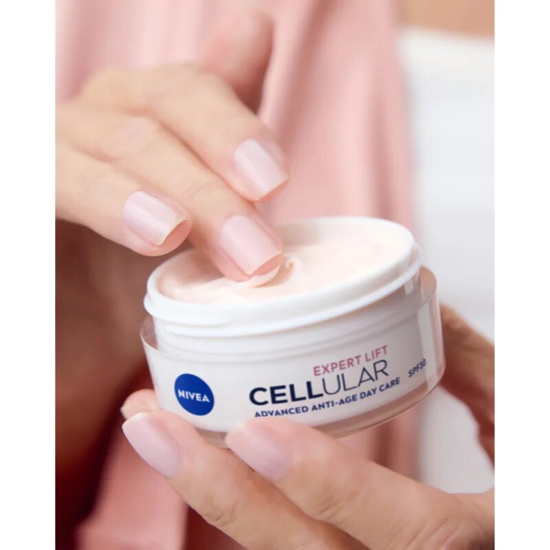 Nivea Hyaluron Cellular Filler попълващ дневен крем SPF 30 50 мл.