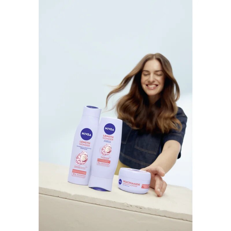 Nivea Length Wonder подсилващ шампоан за цъфтяща коса 400 мл.