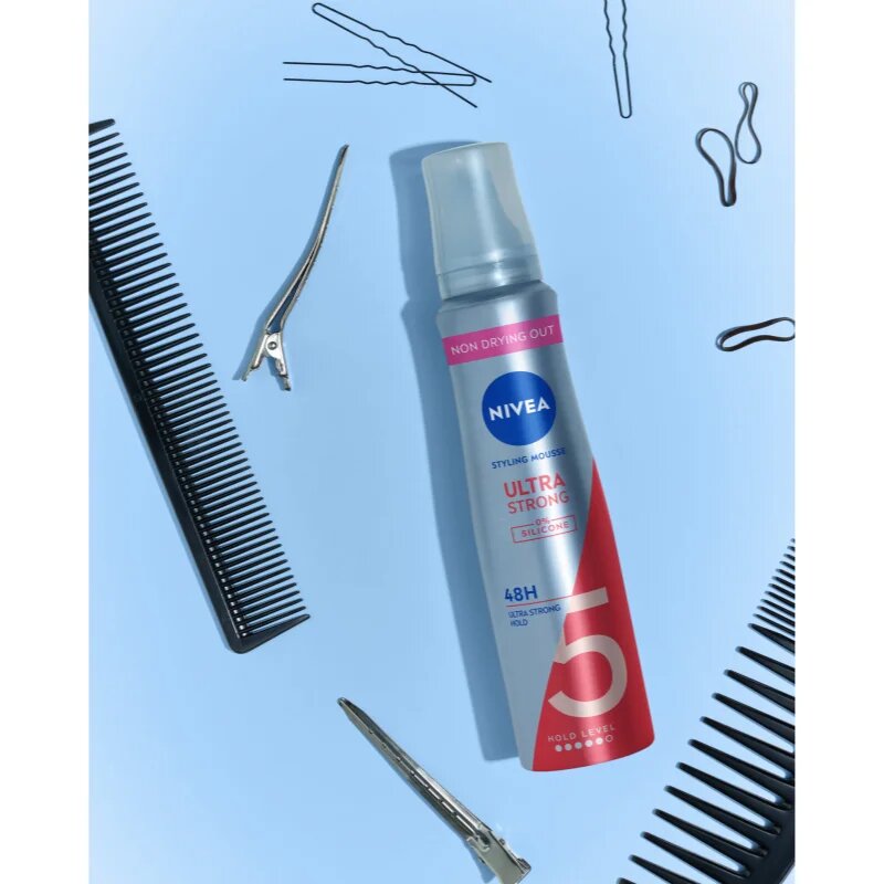 Nivea Ultra Strong пяна втвърдител 150 мл.