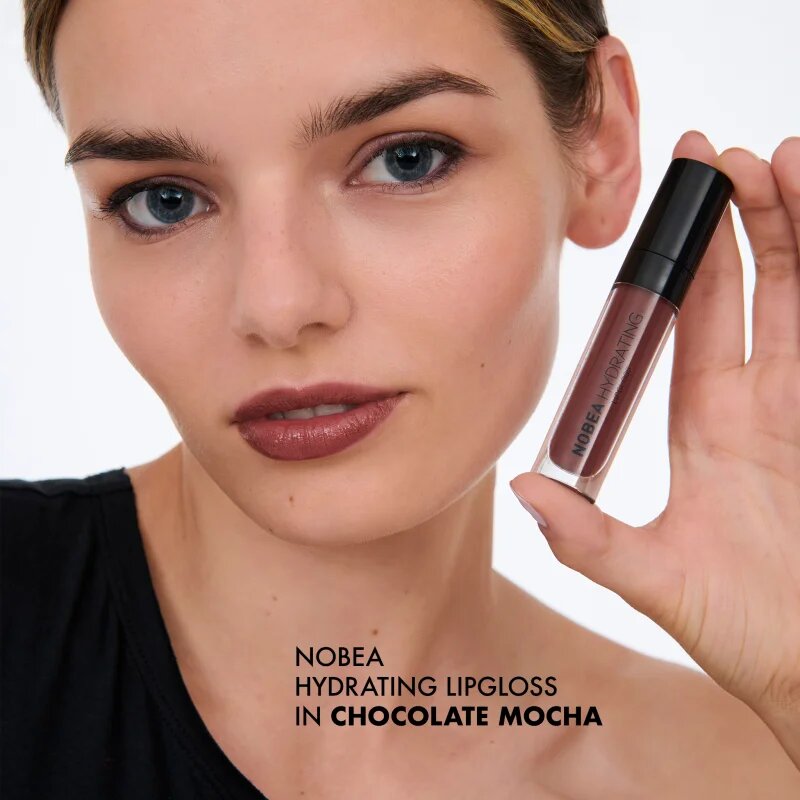 NOBEA Day-to-Day Hydrating Lipgloss хидратиращ блясък за устни Chocolate Mocha 7 мл.