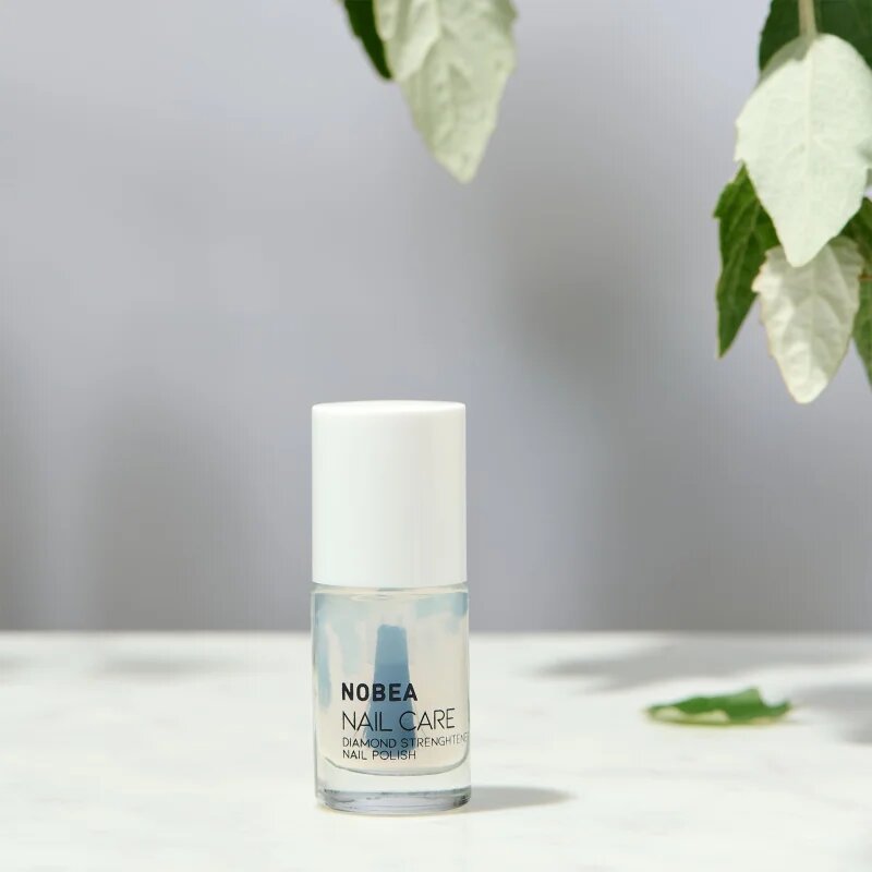 NOBEA Nail Care Diamond Strengthener Nail Polish подсилващ лак за нокти 6 мл.