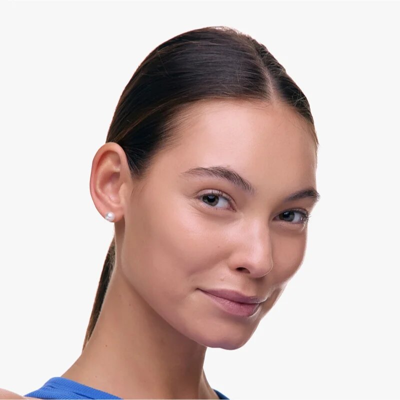 Notino Glow Foundation With SPF 50 & Plant Extracts озаряващ фон дьо тен SPF 50 01 Light Medium Neutral 30 мл.