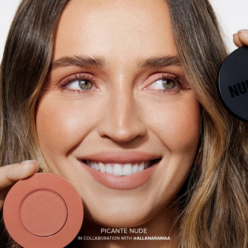 Nudestix Stax All Over Color Blush Balm мултифункционален грим за очи устни и лице цвят Picante Nude 25 гр.
