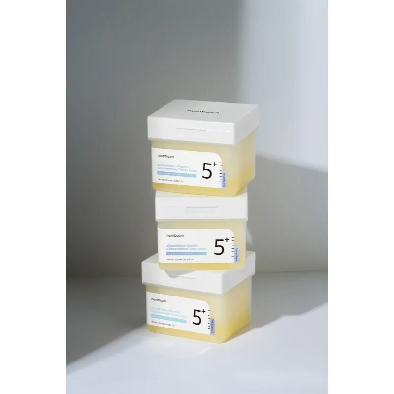Numbuzin No. 5 Glutathione Vitamin Concentrated Toner Pad тонизиращи възглавнички за освежаване и хидратация 70 бр.