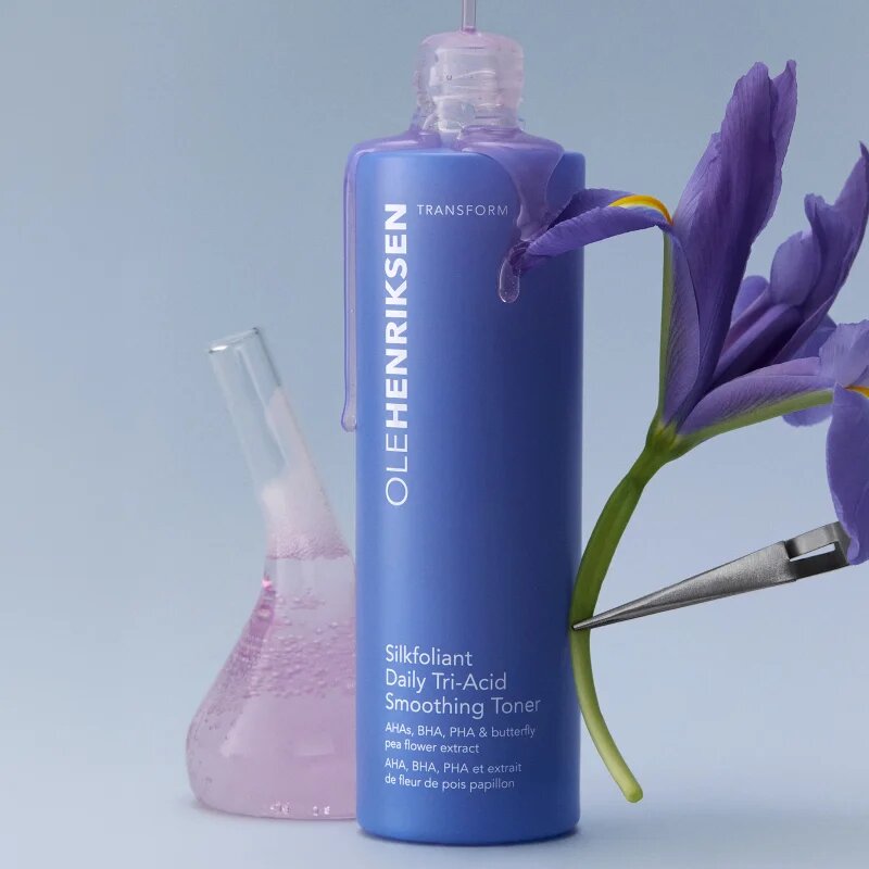 OLEHENRIKSEN Transform Silkfoliant Daily Tri-Acid Smoothing Toner with Mandelic Acid нежен ексфолиращ тоник за ежедневна употреба 30 мл.