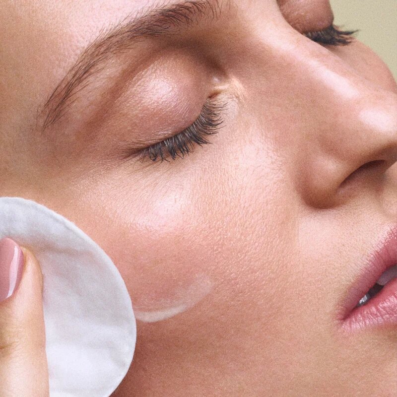 Omorovicza Hydro-Mineral Acid Milk Toner нежен тоник за лице с ексфолиращо действие 100 мл.