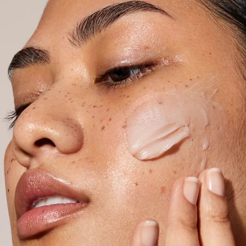 Omorovicza Queen Cream дневен крем за възстановяване стегнатостта на кожата с матиращ ефект 30 мл.