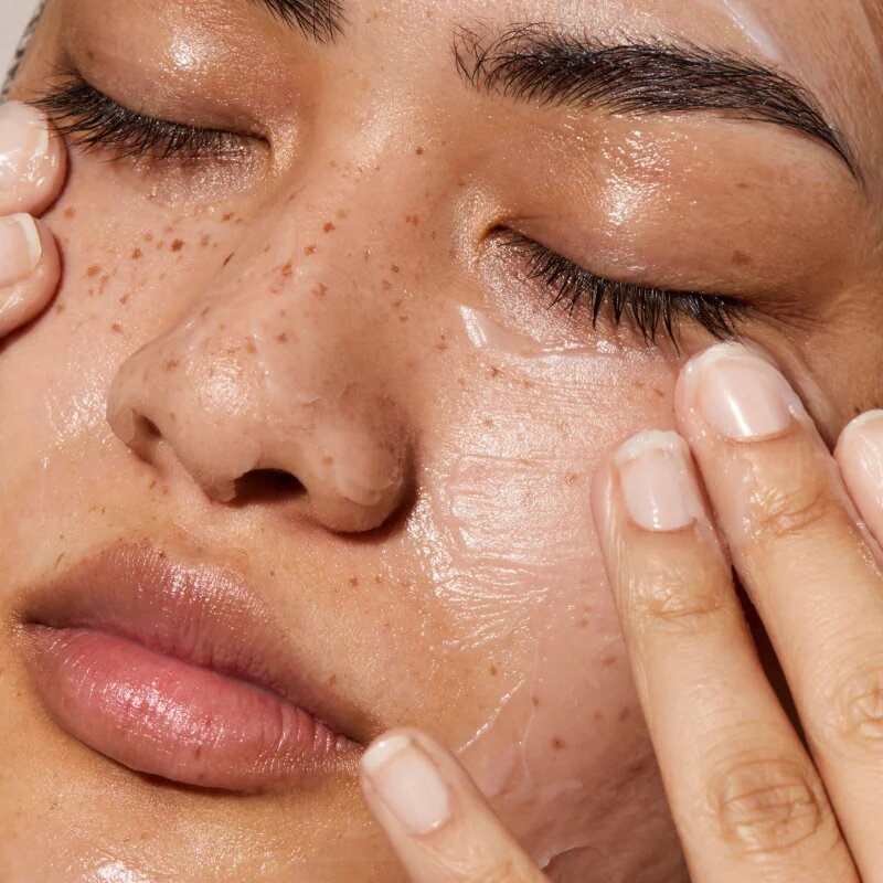 Omorovicza Queen Cream дневен крем за възстановяване стегнатостта на кожата с матиращ ефект 30 мл.