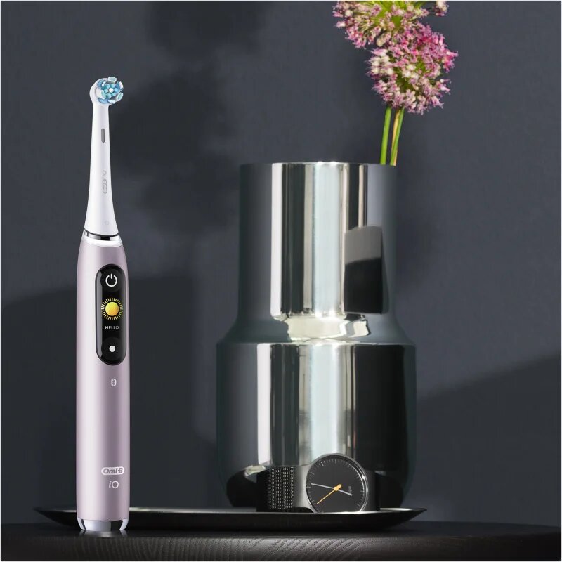 Oral-B iO 9 електрическа четка за зъби с калъф за зареждане Rose Quartz 1 бр.