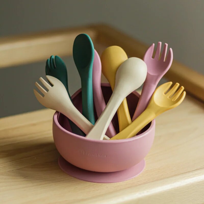 Petite&Mars Take&Match Silicone Bowl купичка с вендуза Dusty Rose 6 m+ 360 мл.