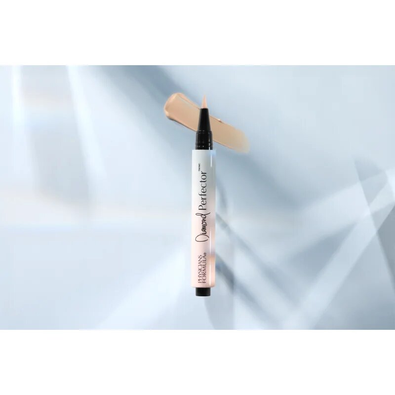 Physicians Formula Mineral Wear® Diamond Perfector озаряващ коректор в писалка цвят 1 Fair-to-Light 2.8 мл.