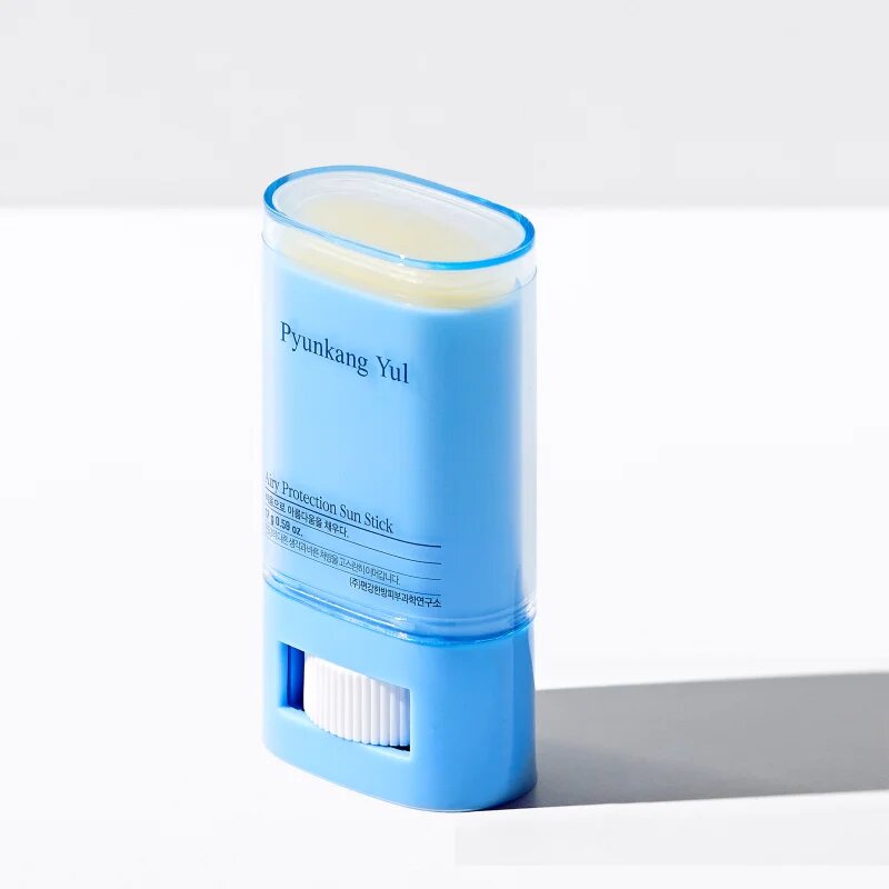 Pyunkang Yul Airy Protection Sun Stick слънцезащитен крем в стик с хидратиращ ефект SPF 50+ 17 гр.