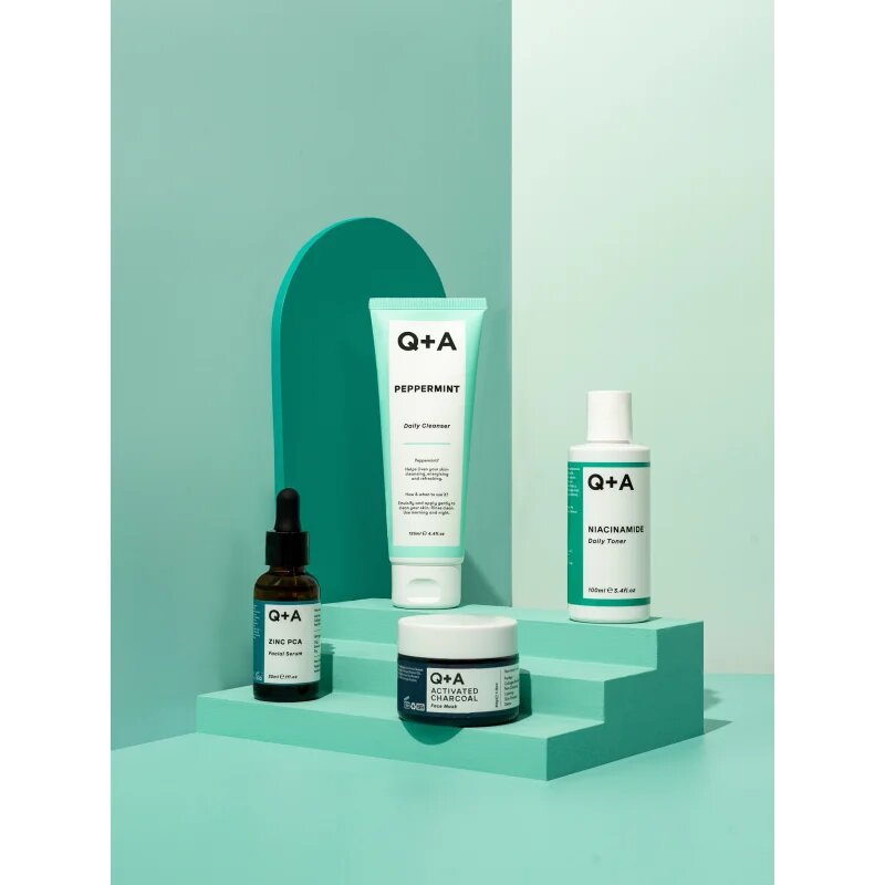 Q+A Zinc PCA серум за лице за изглаждане на кожата и минимизиране на порите 30 мл.
