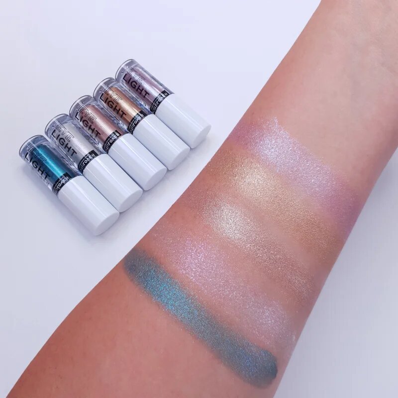 Revolution Relove Eye Light метални сенки за очи цвят Dazed 1.9 мл.