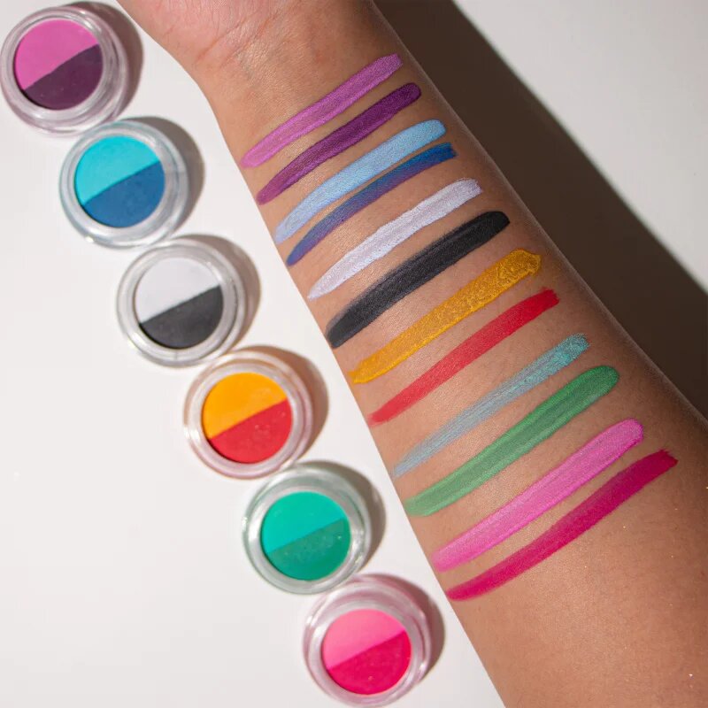 Revolution Relove Water Activated Liner очна линия цвят Double Up 68 гр.