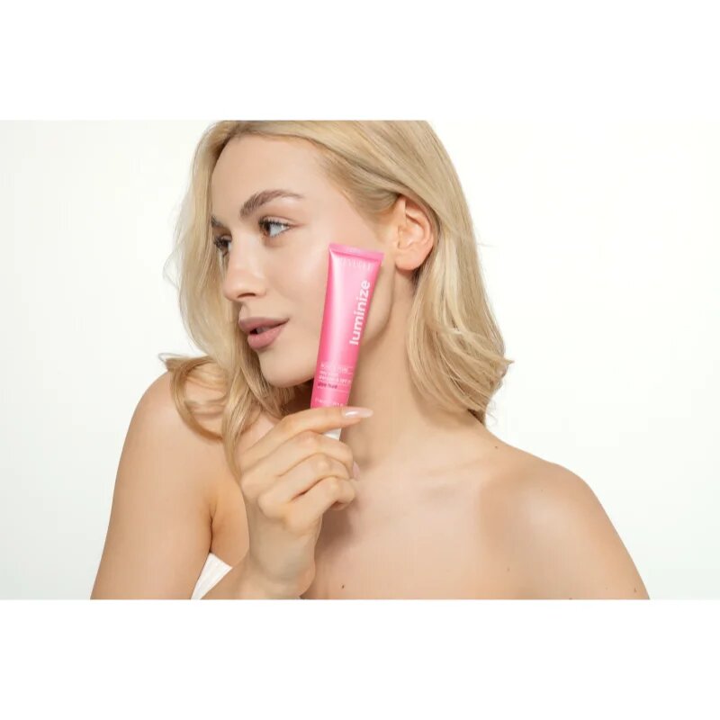 Revuele Luminize озаряващ флуид SPF 20 цвят Rose & Pose 40 мл.