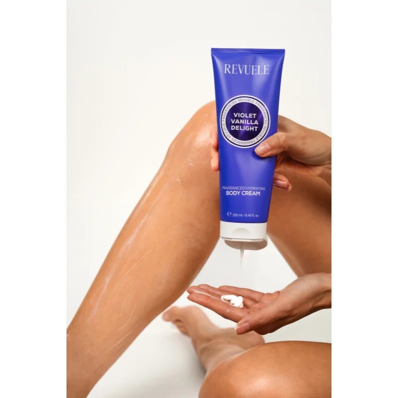 Revuele Violet Vanilla Delight Fragranced Hydrating Body Cream хидратиращ лосион за тяло за жени 250 мл.