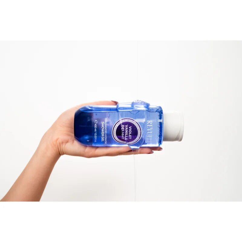 Revuele Violet Vanilla Delight Fragranced Hydrating Shower Gel парфюмиран душ гел с хидратиращ ефект за жени 400 мл.