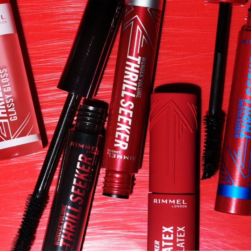 Rimmel Thrill Seeker Lip Latex течно червило цвят 300 Main Character 6 мл.
