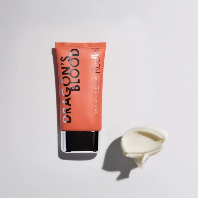 Rodial Dragon's Blood Hyaluronic Moisturiser дневен хидратиращ крем SPF 15 50 мл.