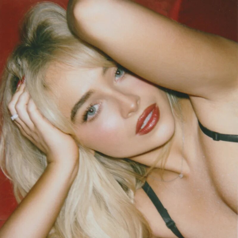 Sabrina Carpenter Cherry Baby парфюмна вода за жени 10 мл.