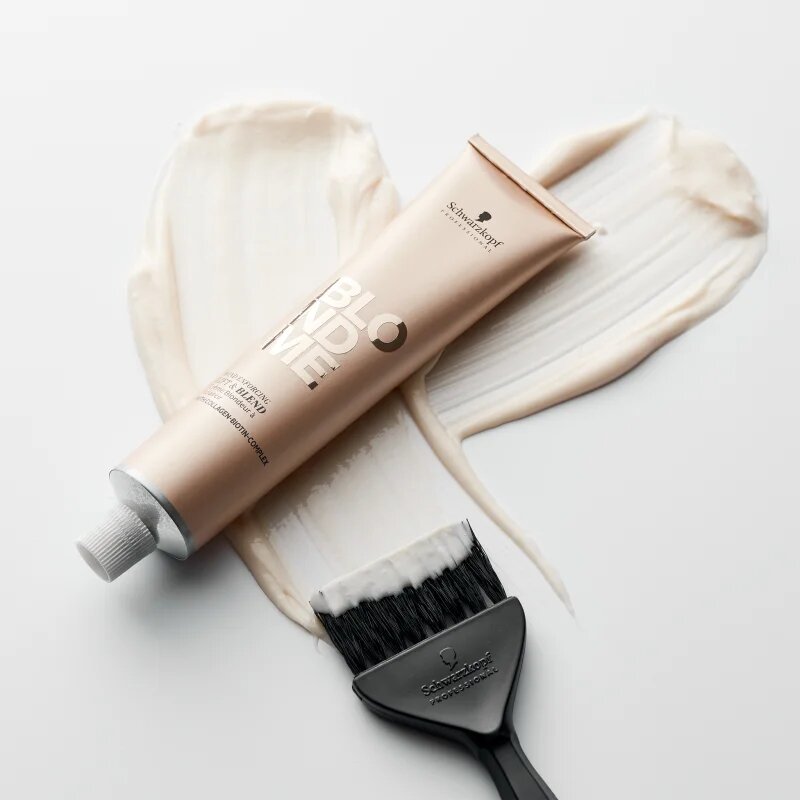 Schwarzkopf Professional Blondme Lift & Blend изсветляваща крем за руса коса цвят Biscuit 60 мл.