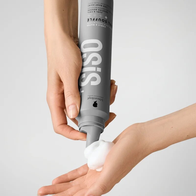 Schwarzkopf Professional Osis+ Curl Soufflé оформяща пяна за чуплива и къдрава коса 200 мл.