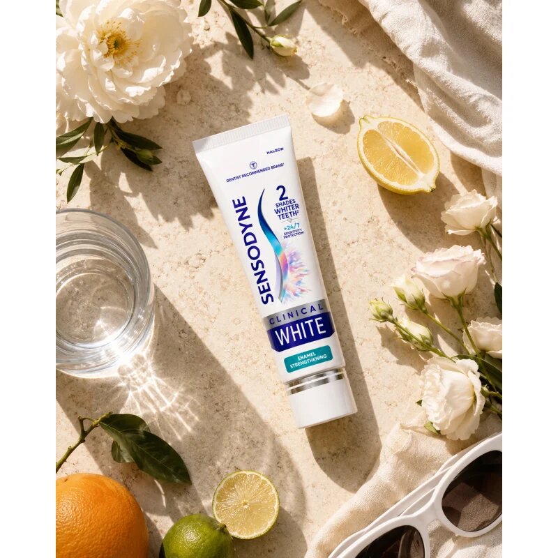 Sensodyne Clinical White Enamel Strengthening избелваща паста за зъби 75 мл.