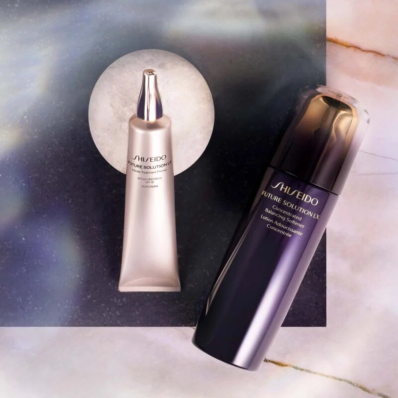 Shiseido Future Solution LX озаряваща и изглаждаща основа SPF 30 40 мл.