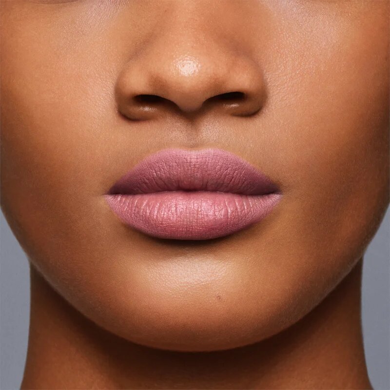 Shiseido LipLiner InkDuo червило и молив за контур за устни с балсам цвят 01 Bare 1.1 гр.