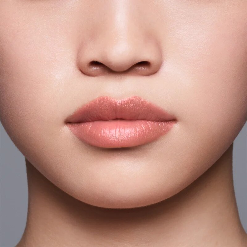 Shiseido LipLiner InkDuo червило и молив за контур за устни с балсам цвят 01 Bare 1.1 гр.